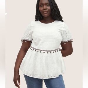 NWTO BloomChic White Eyelet Blouse